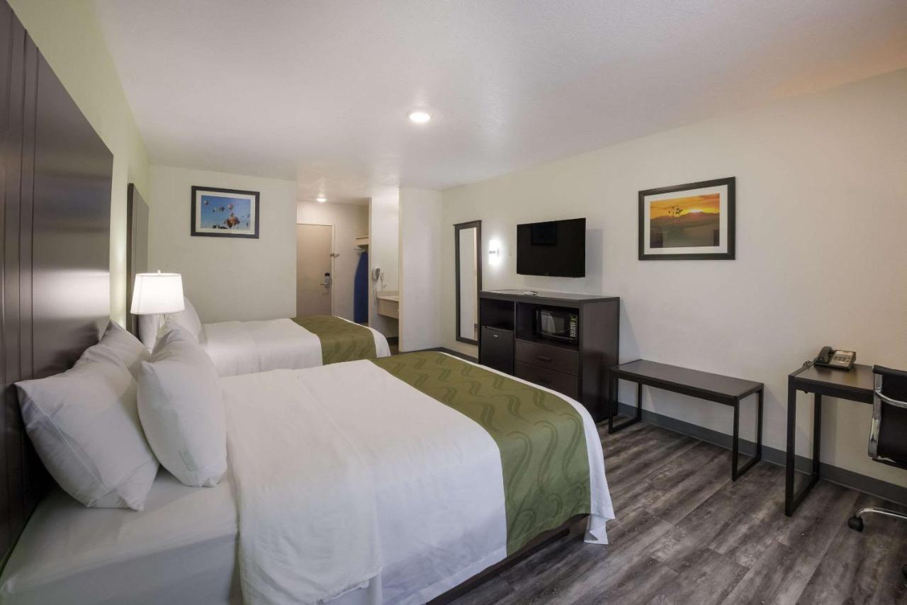 Quality Inn & Suites Clayton, Nm Экстерьер фото