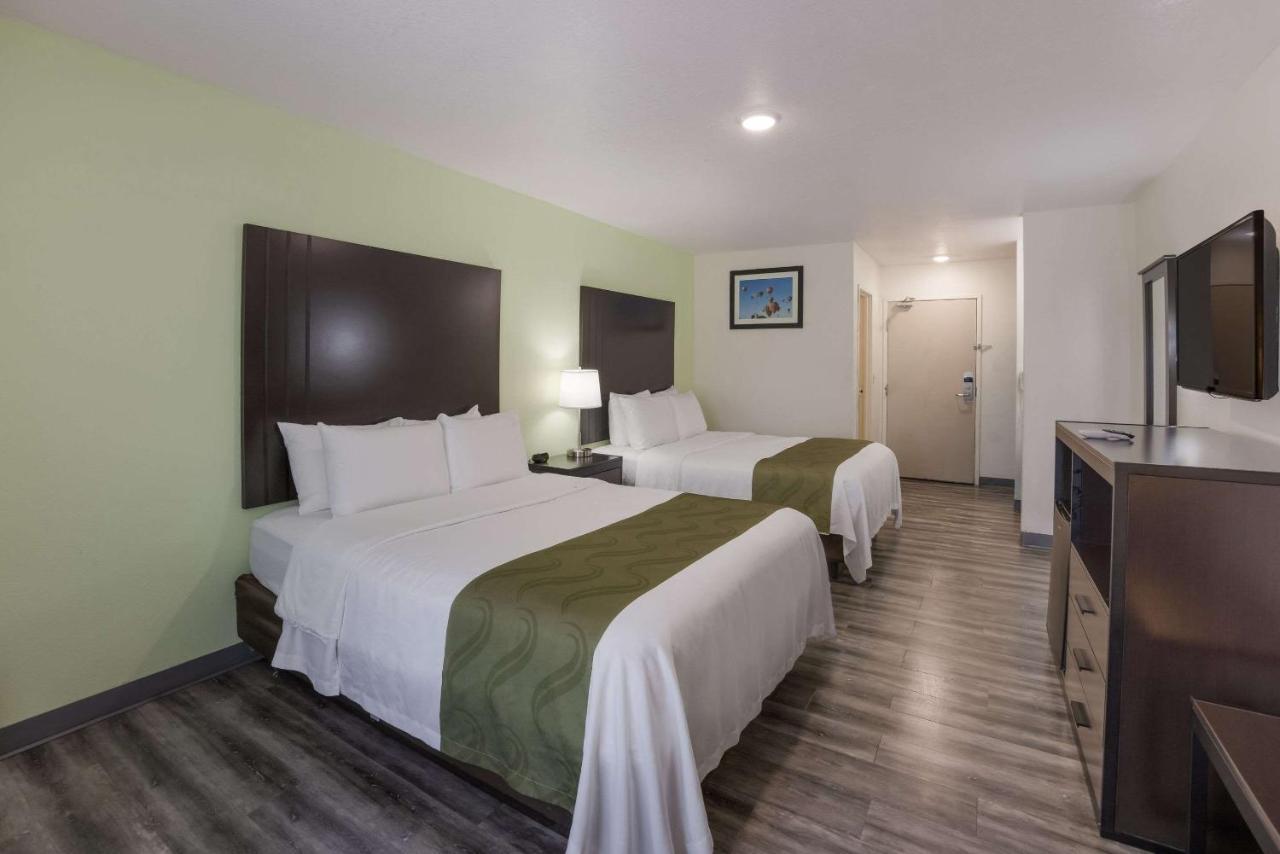 Quality Inn & Suites Clayton, Nm Экстерьер фото