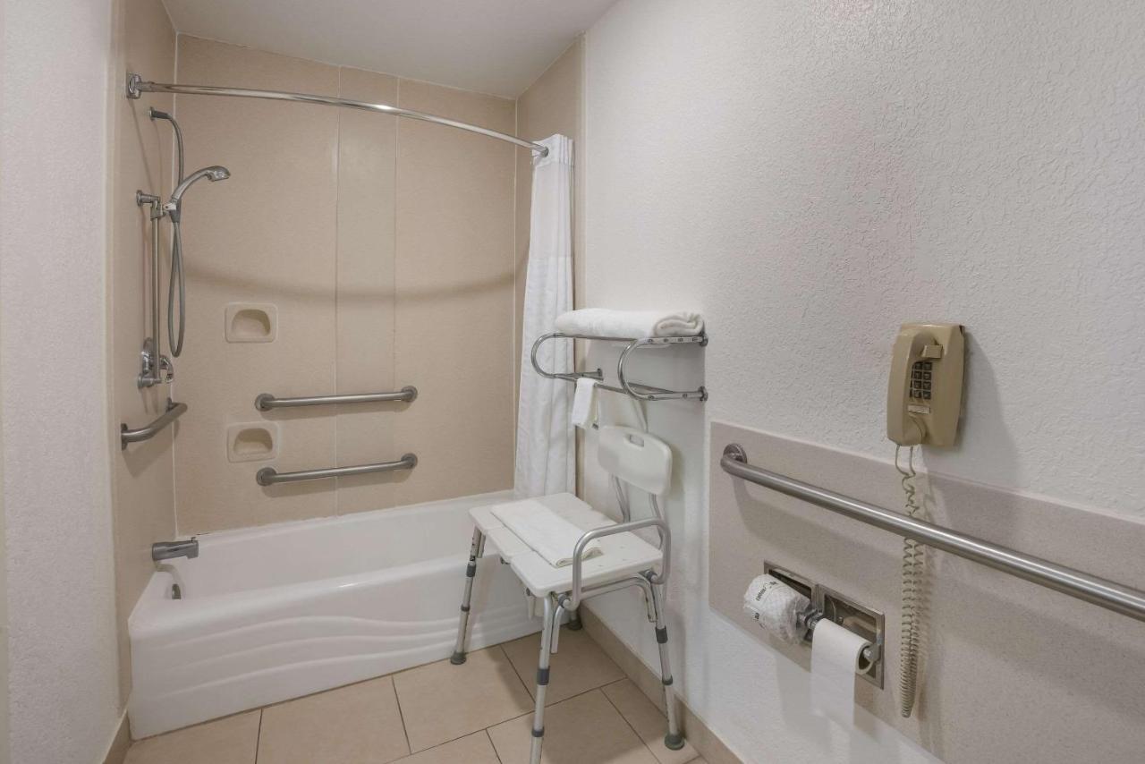 Quality Inn & Suites Clayton, Nm Экстерьер фото