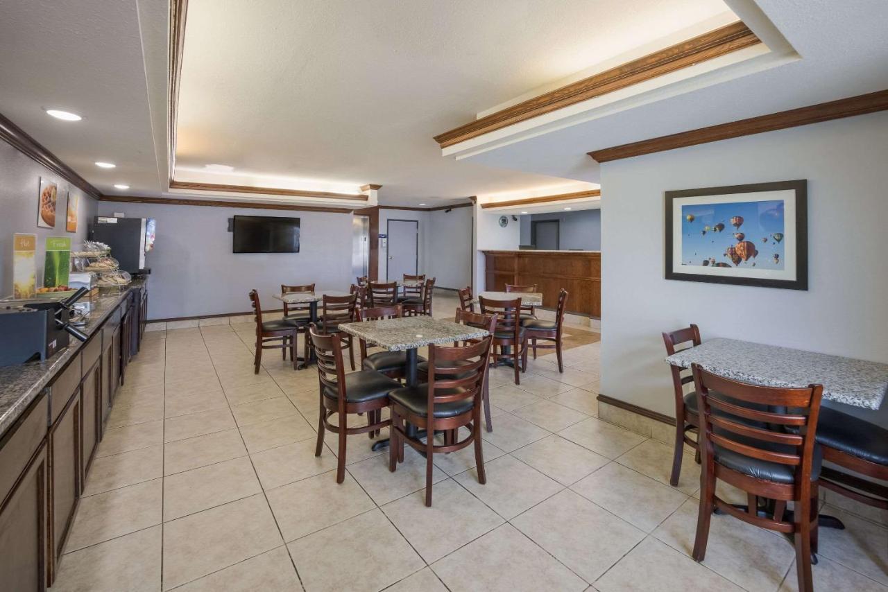 Quality Inn & Suites Clayton, Nm Экстерьер фото