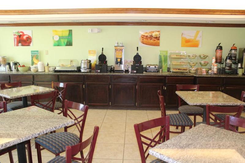Quality Inn & Suites Clayton, Nm Экстерьер фото
