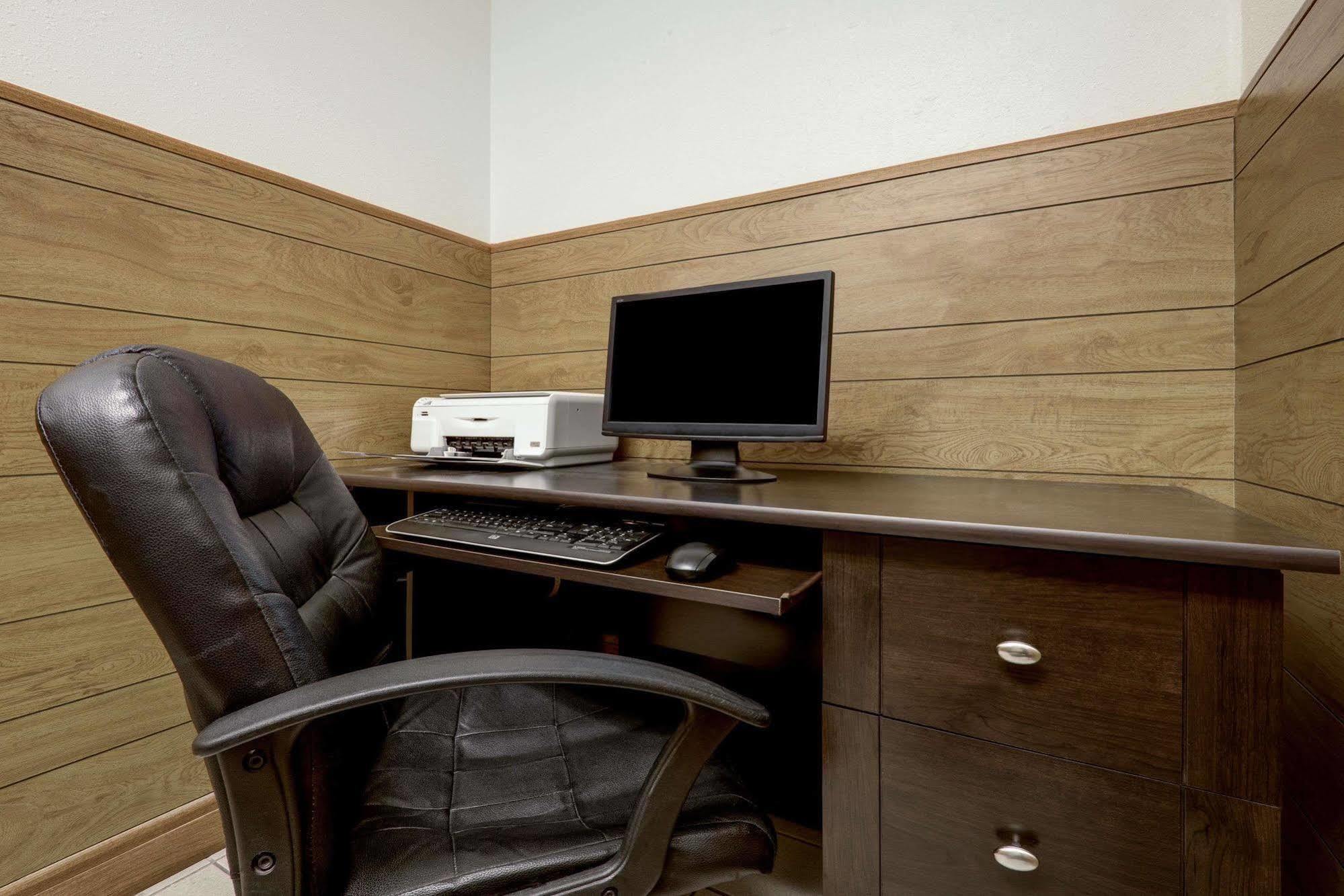 Quality Inn & Suites Clayton, Nm Экстерьер фото