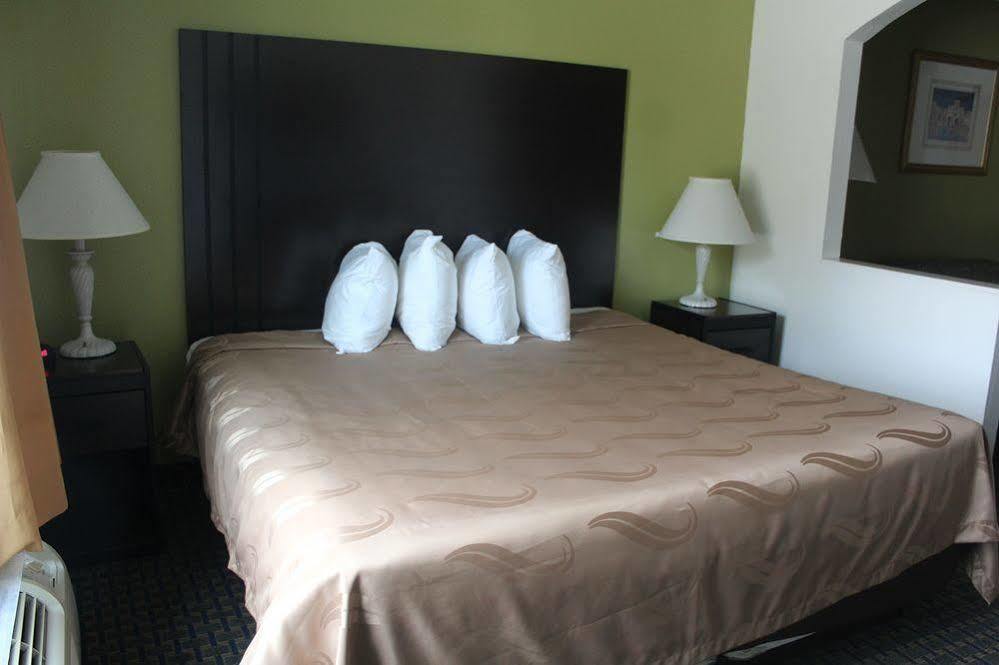 Quality Inn & Suites Clayton, Nm Экстерьер фото
